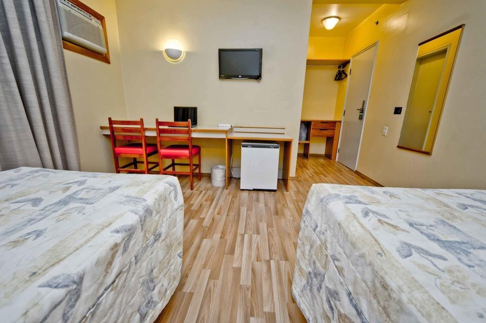 Hotel Dan Inn Sorocaba By Nacional Inn Exterior photo